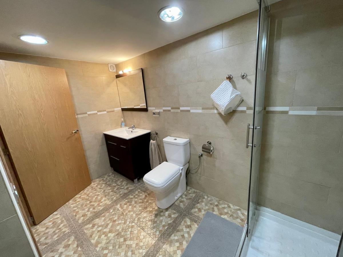 Espacioso Piso Con Entrada Independiente En Part Alta De Tarragona! Exterior foto